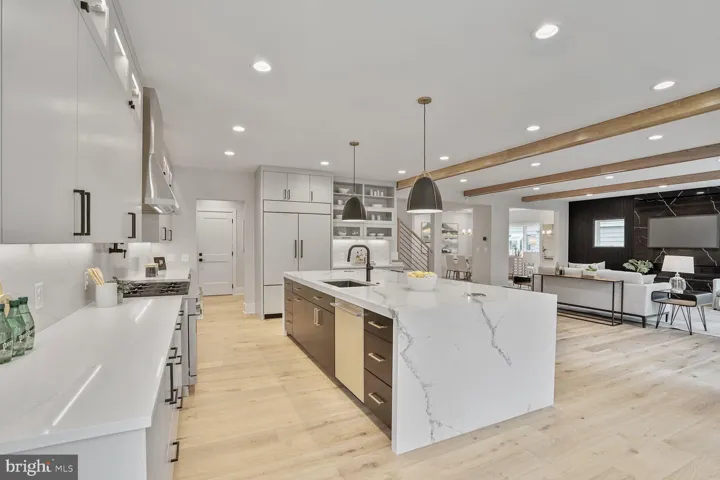 512 S Spring St, falls Church, va, 22046, falls Church City