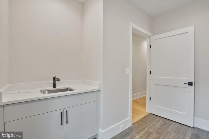 512 S Spring St, falls Church, va, 22046, falls Church City