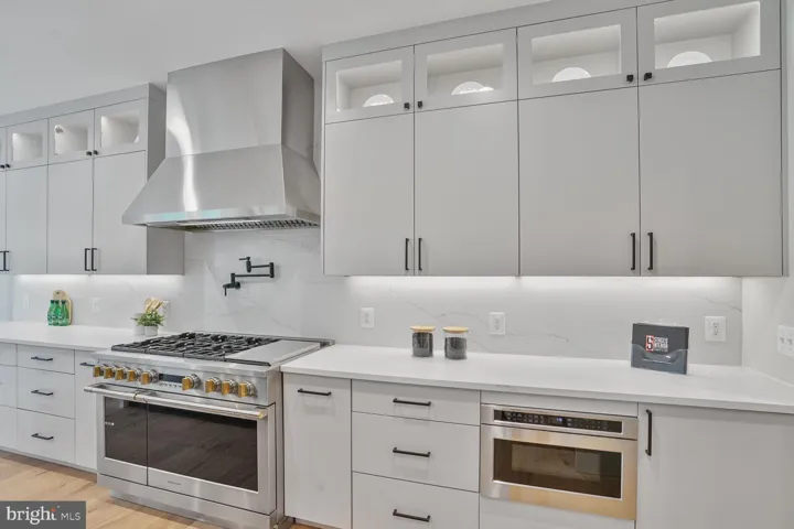512 S Spring St, falls Church, va, 22046, falls Church City