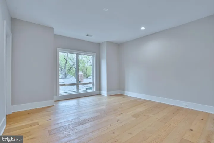 512 S Spring St, falls Church, va, 22046, falls Church City