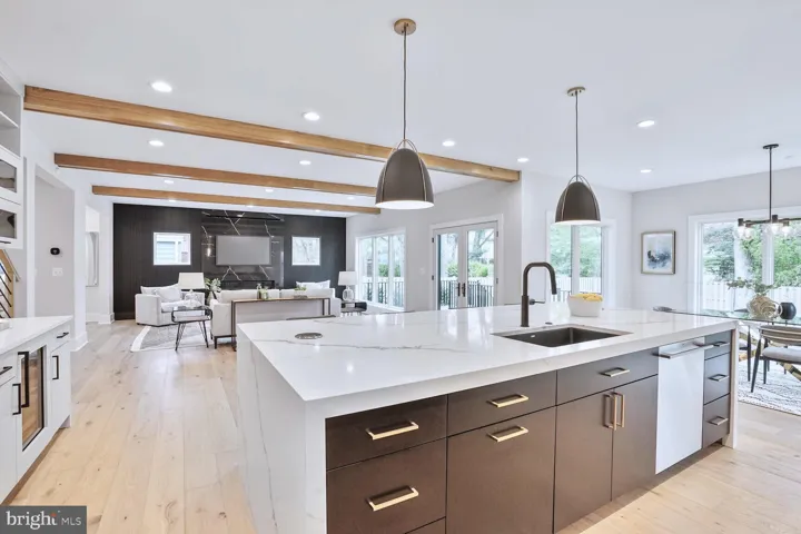 512 S Spring St, falls Church, va, 22046, falls Church City
