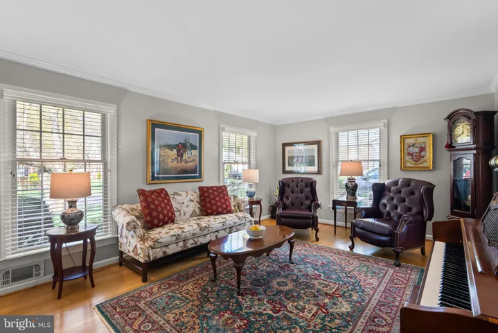 8513 Stable Dr, alexandria, va, 22308, fairfax