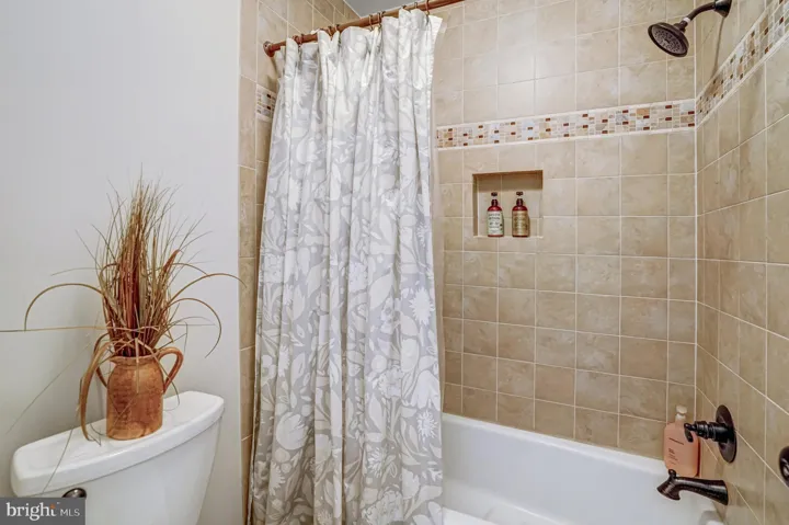6211 Berlee Dr, alexandria, va, 22312, fairfax