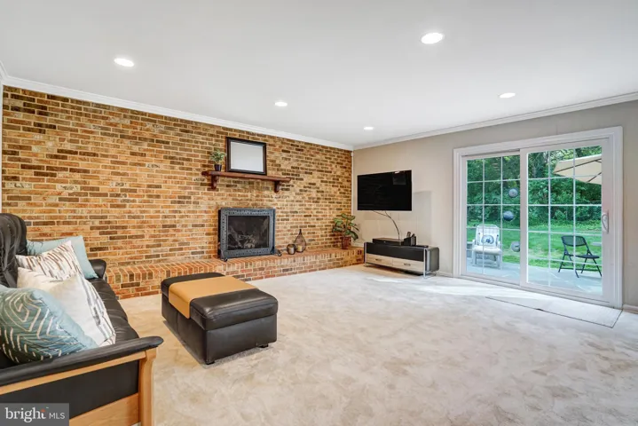 6211 Berlee Dr, alexandria, va, 22312, fairfax