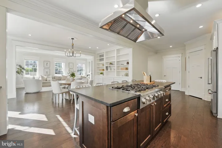 949 Patrick Henry Dr, arlington, va, 22205, arlington