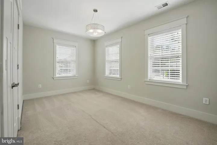 949 Patrick Henry Dr, arlington, va, 22205, arlington