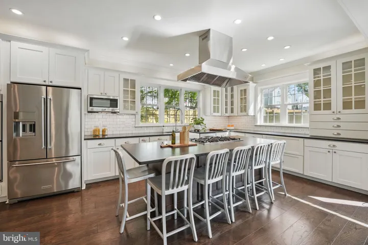 949 Patrick Henry Dr, arlington, va, 22205, arlington
