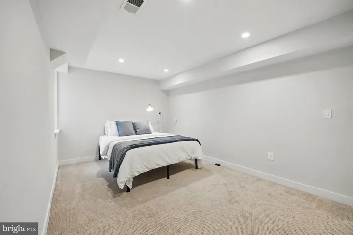 949 Patrick Henry Dr, arlington, va, 22205, arlington
