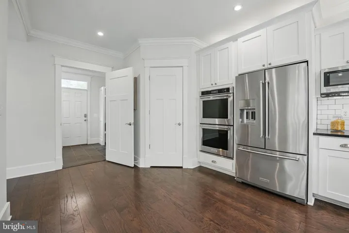 949 Patrick Henry Dr, arlington, va, 22205, arlington