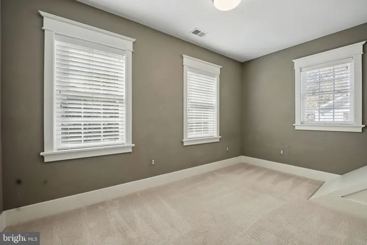 949 Patrick Henry Dr, arlington, va, 22205, arlington