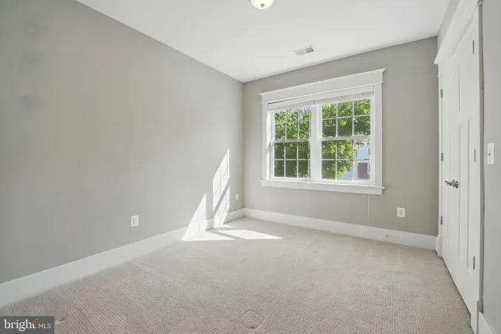 949 Patrick Henry Dr, arlington, va, 22205, arlington