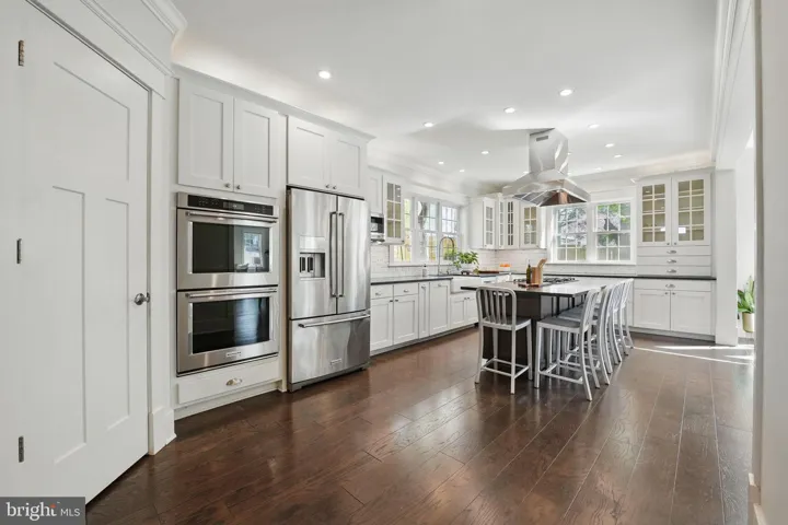 949 Patrick Henry Dr, arlington, va, 22205, arlington
