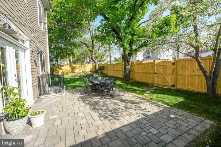 949 Patrick Henry Dr, arlington, va, 22205, arlington