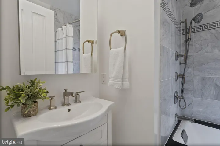 3311 P St Nw, washington, dc, 20007, washington