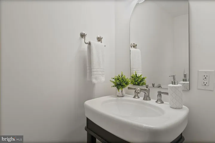 3311 P St Nw, washington, dc, 20007, washington