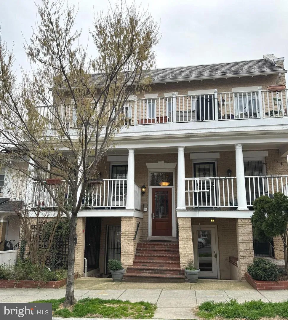 1030 FAIRMONT STREET, Washington, DC 20001