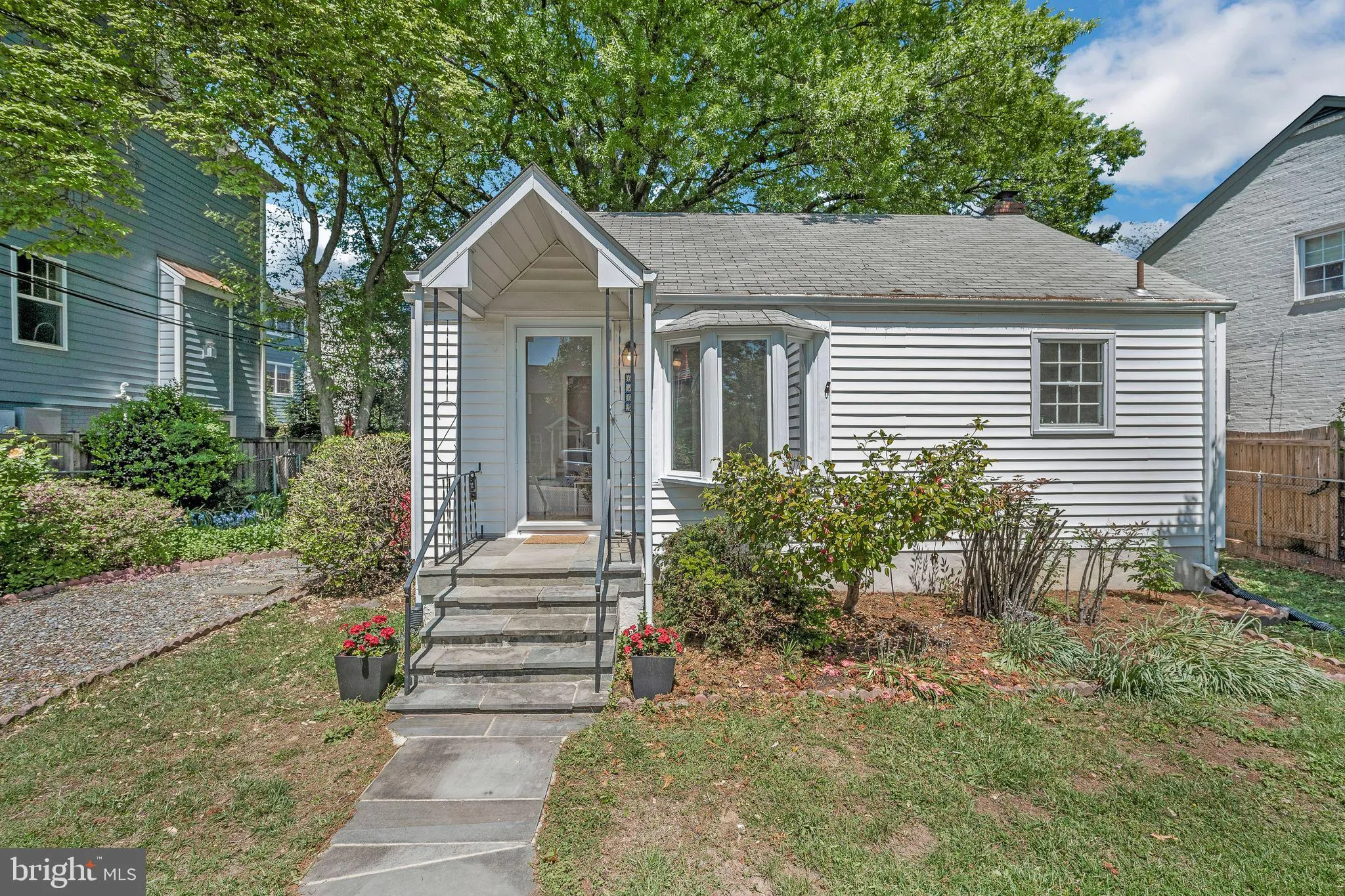 6105 26TH STREET, Arlington, VA 22207