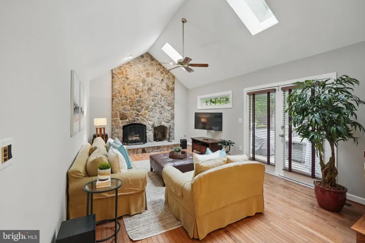 1253 Rowland Dr, herndon, va, 20170, fairfax