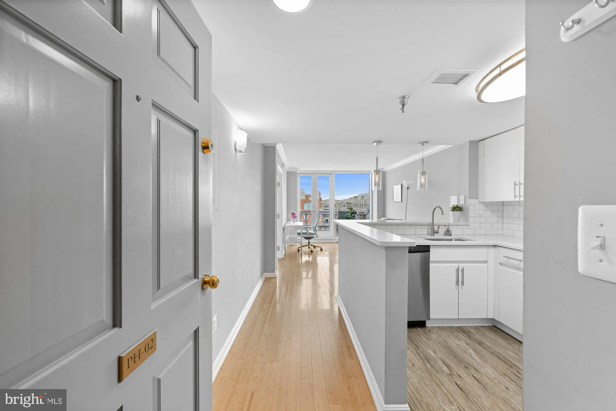 701 PENNSYLVANIA AVENUE, Washington, DC 20004