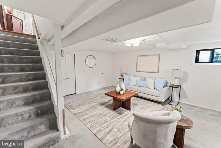 309 E Bellefonte Ave, alexandria, va, 22301, alexandria City