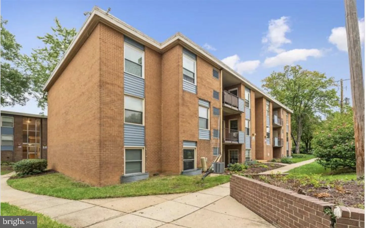 3841 SAINT BARNABAS ROAD, Suitland, MD 20746