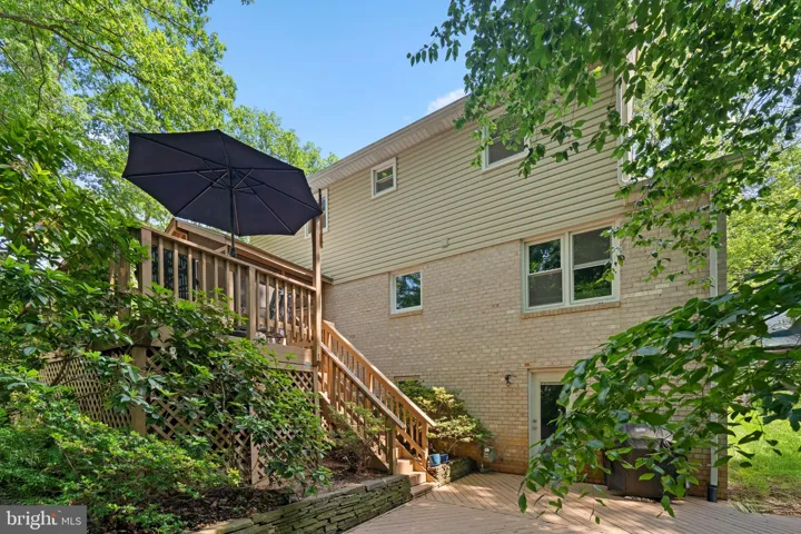 6929 Conservation Dr, Springfield, Virginia 22153