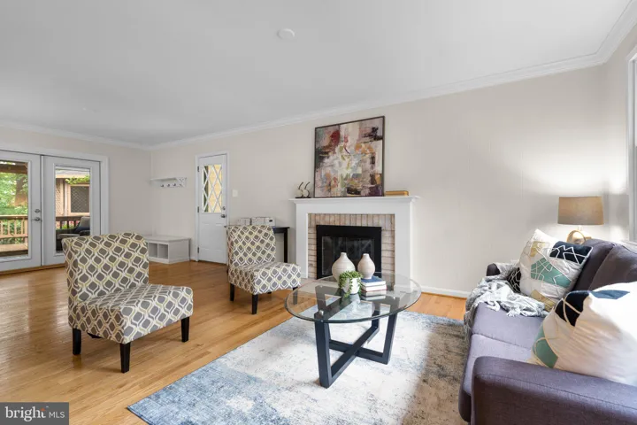 6929 Conservation Dr, Springfield, Virginia 22153
