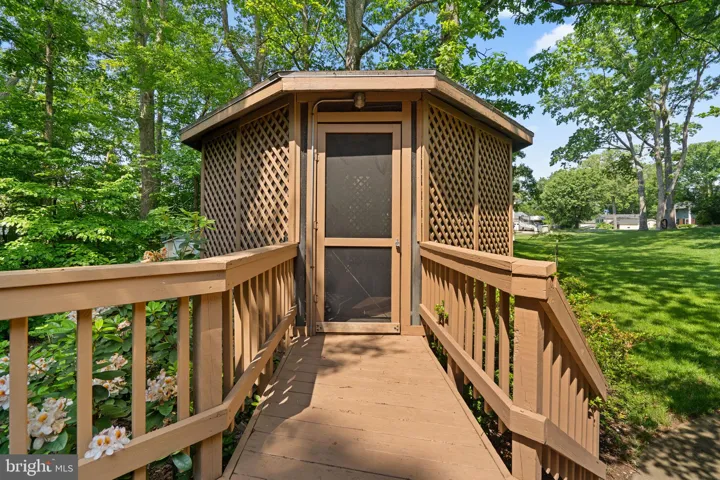 6929 Conservation Dr, Springfield, Virginia 22153