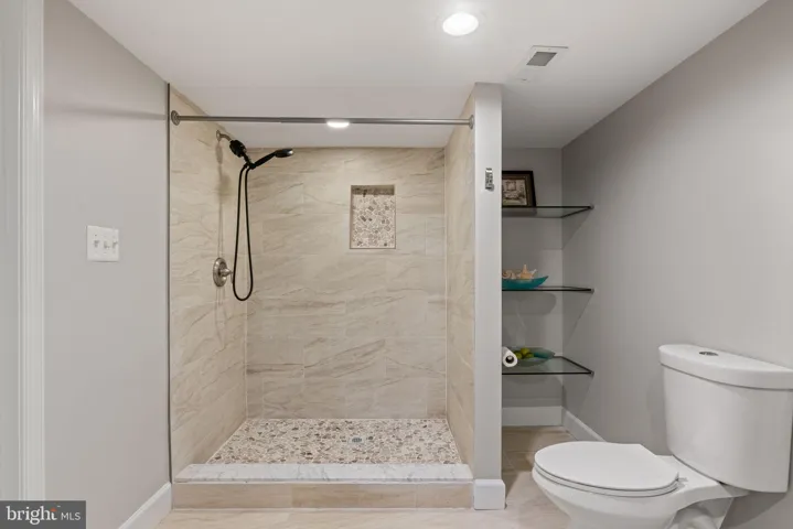 7637 Northington Ct, Gainesville, Virginia 20155