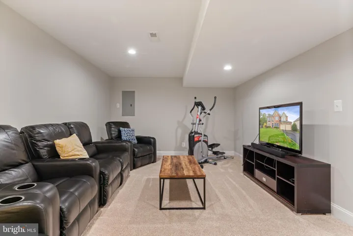 7637 Northington Ct, Gainesville, Virginia 20155