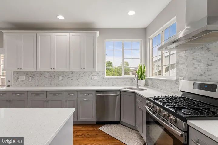 7637 Northington Ct, Gainesville, Virginia 20155