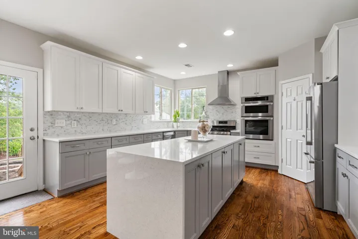 7637 Northington Ct, Gainesville, Virginia 20155