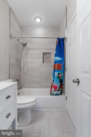 7637 Northington Ct, Gainesville, Virginia 20155