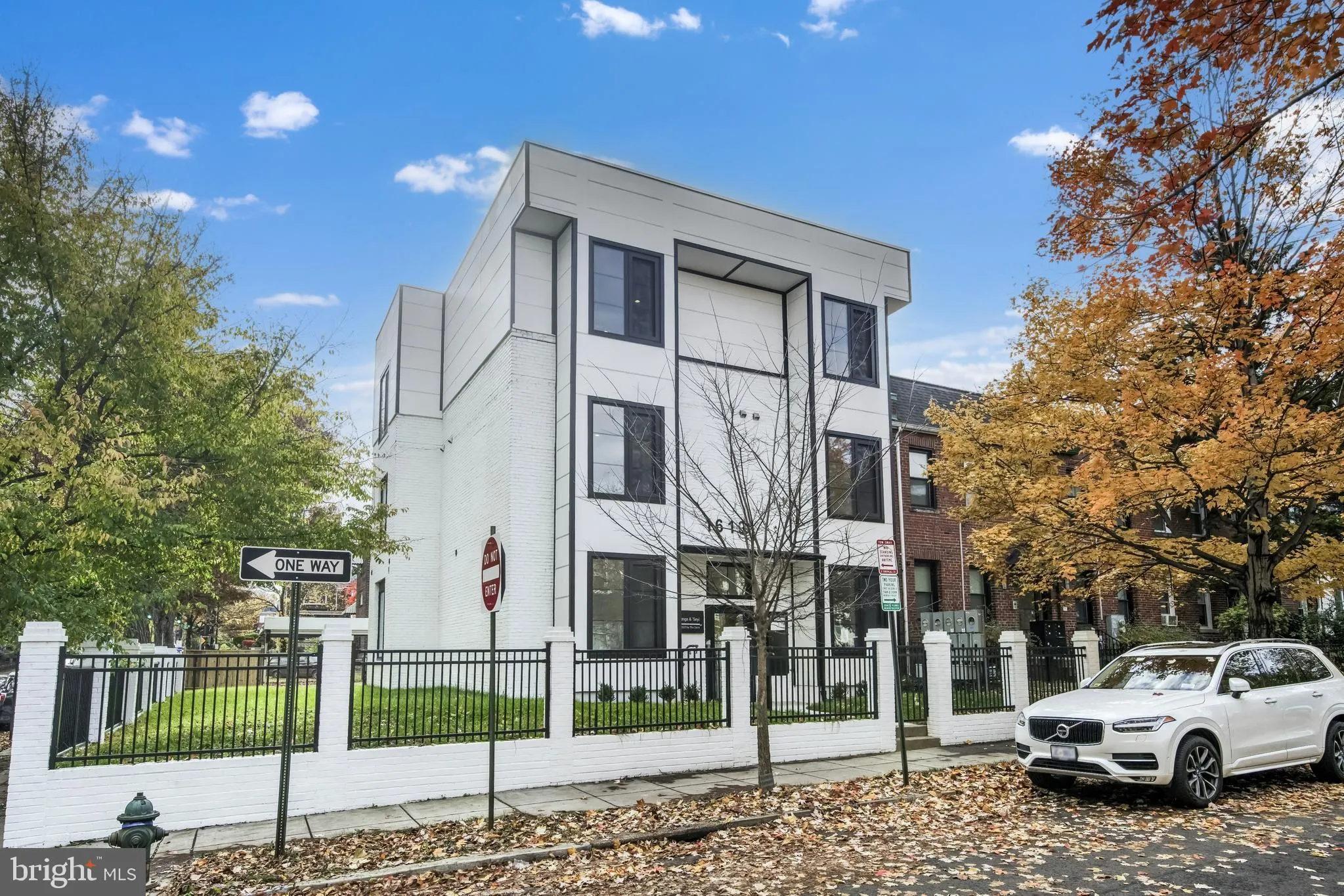 1619 ISHERWOOD STREET, Washington, DC 20002