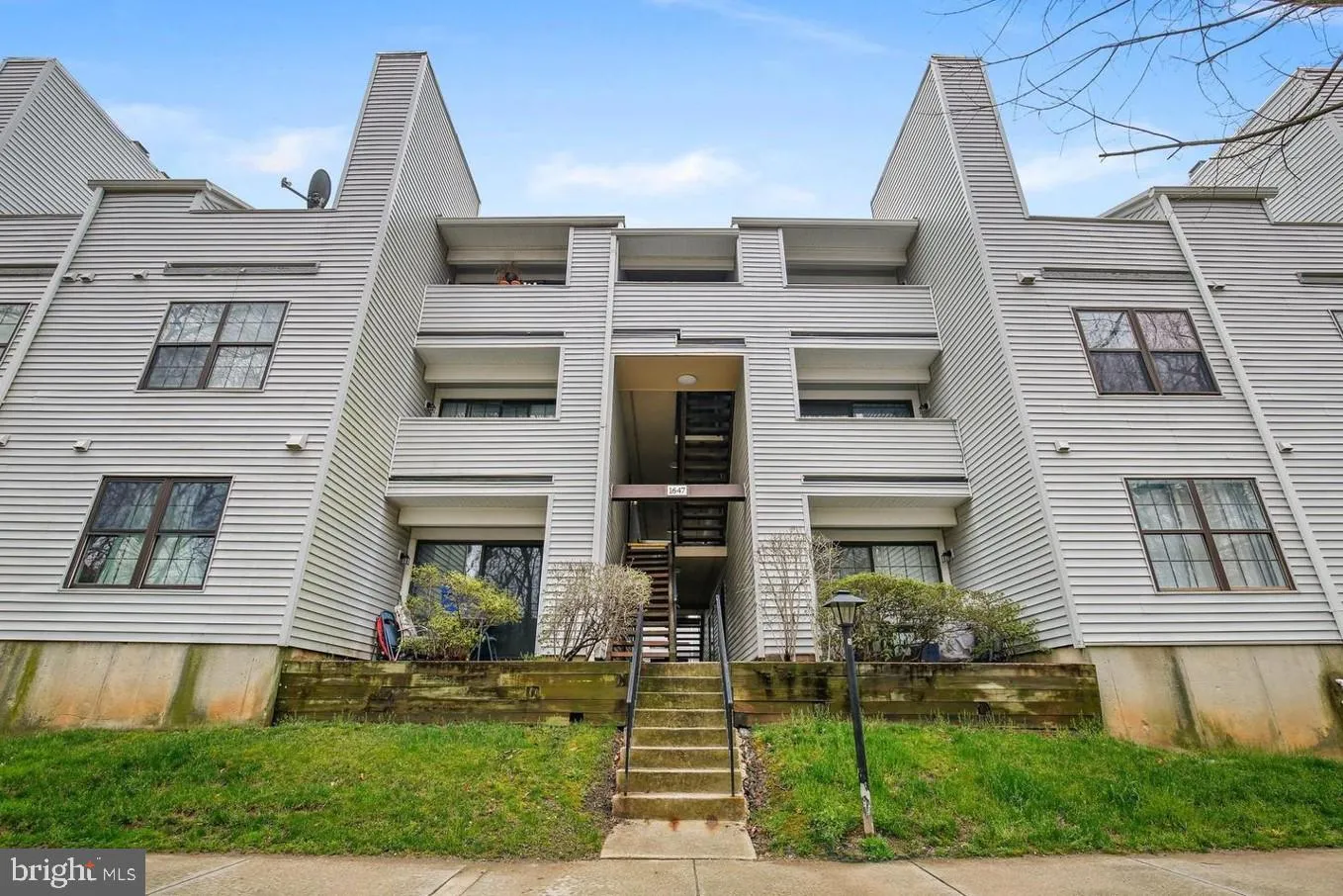1647 CARRIAGE HOUSE TERRACE, Silver Spring, MD 20904