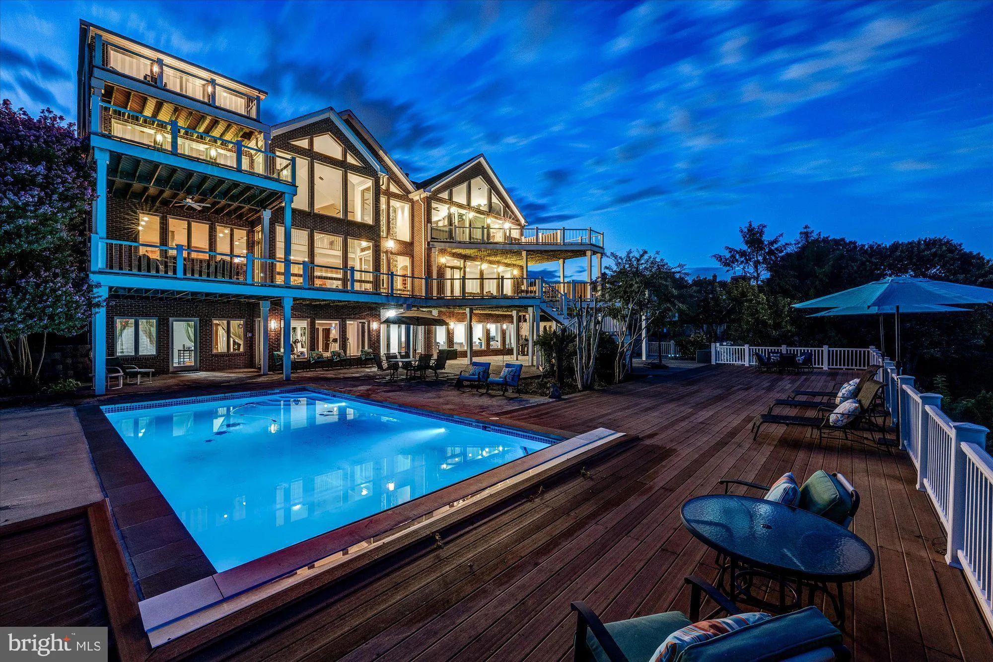 1701 ARLINGTON RIDGE ROAD, Arlington, VA 22202
