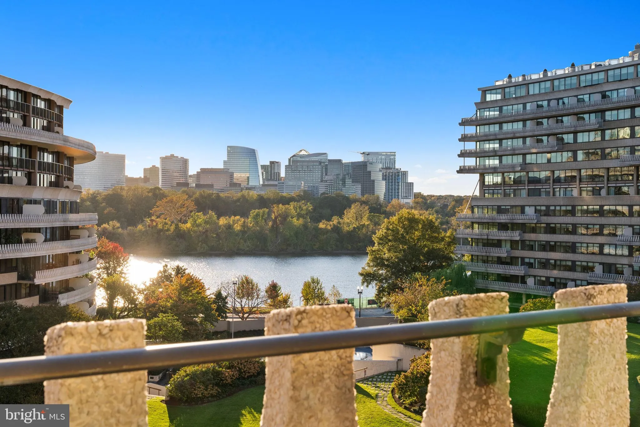 2510 VIRGINIA, Washington, DC 20037