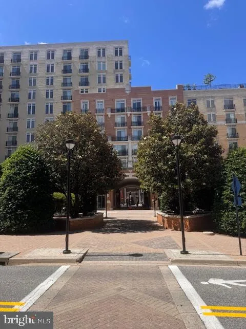 Oxon Hill, MD 20745