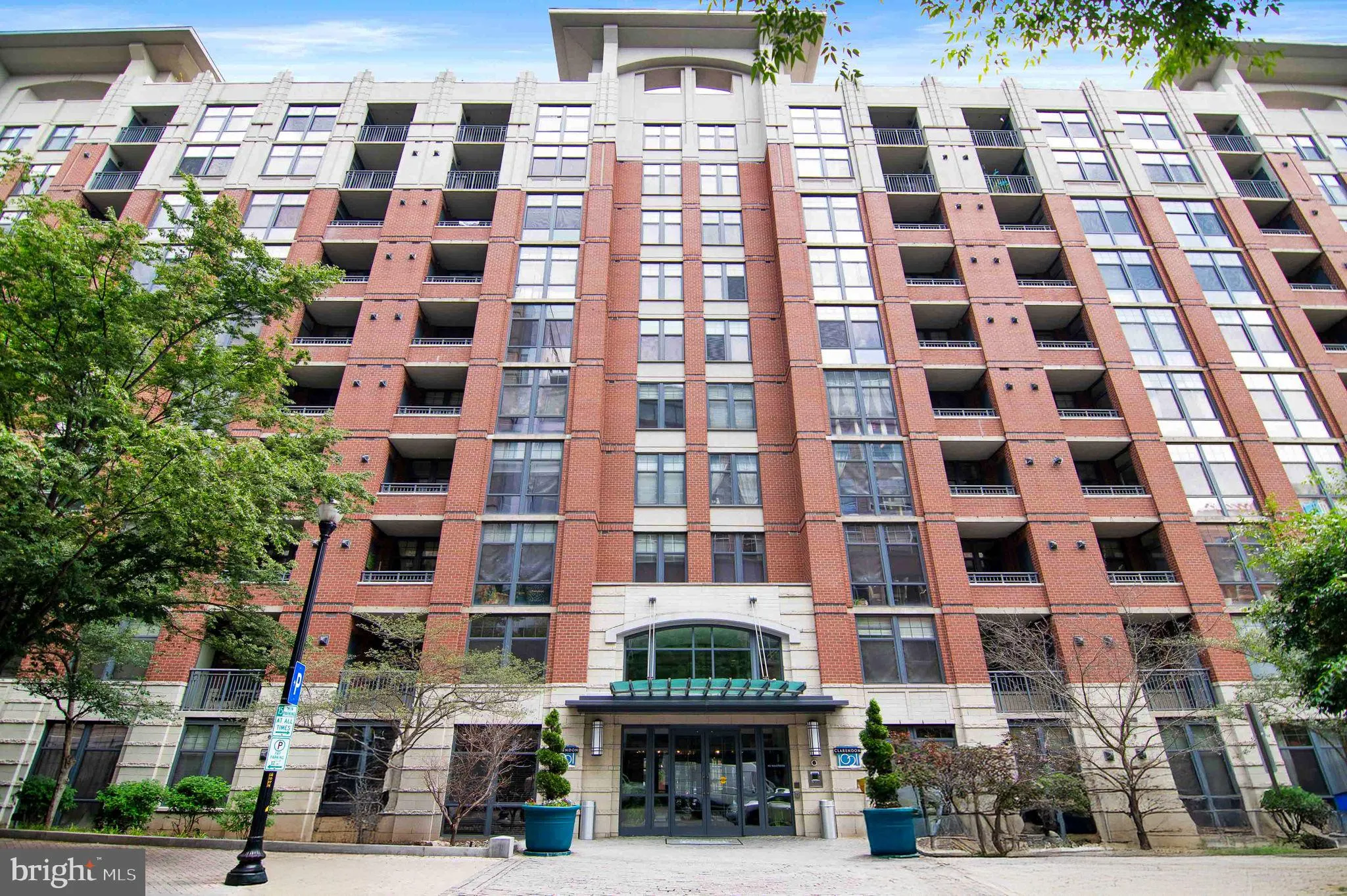 1021 GARFIELD STREET, Arlington, VA 22201