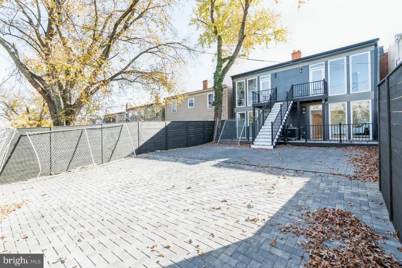 1352 BRYANT STREET, Washington, DC 20018