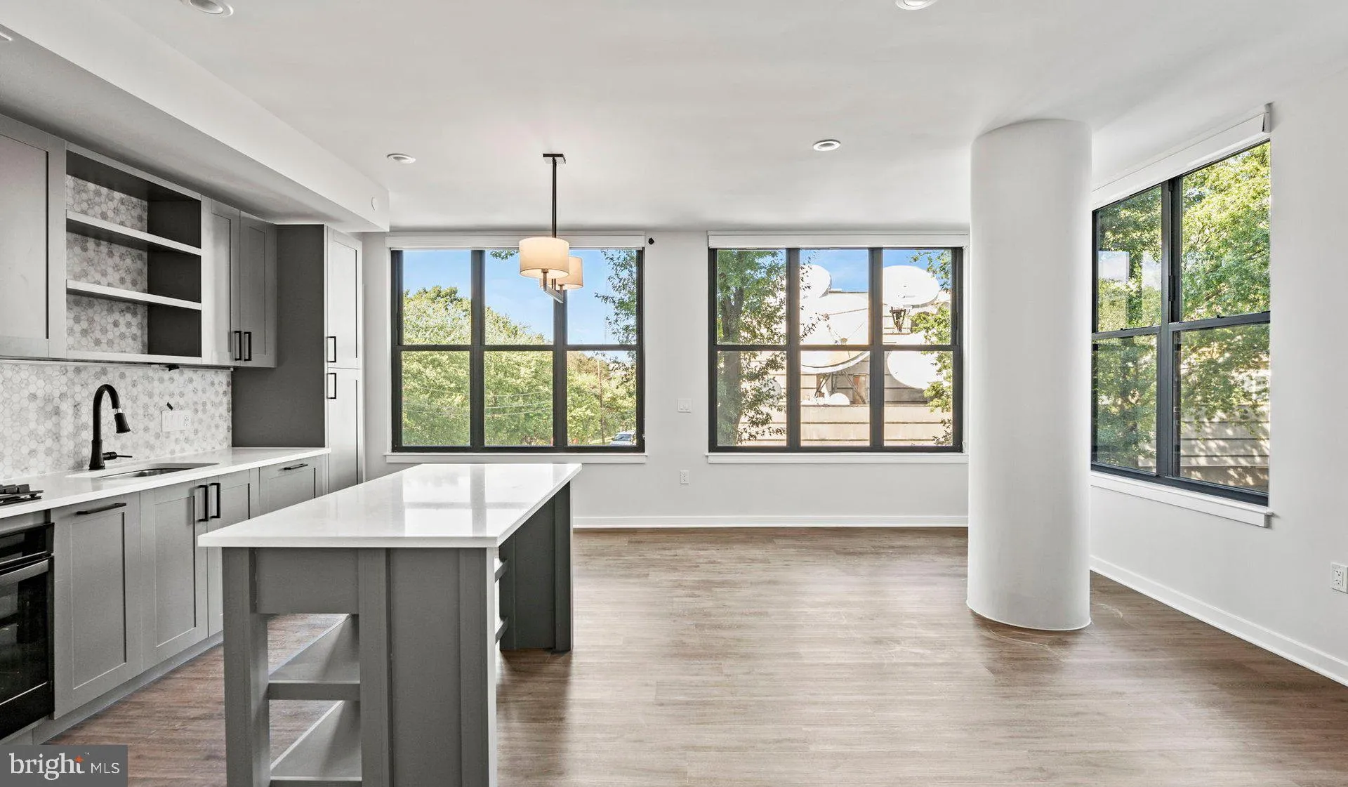 4000 WISCONSIN AVENUE, Washington, DC 20016