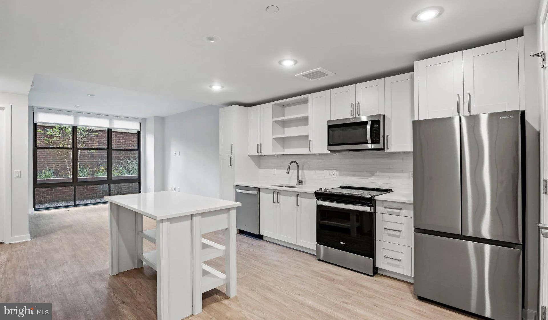 4000 WISCONSIN AVENUE, Washington, DC 20016