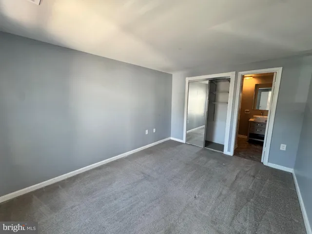 4443 Pembrook Village Dr #125, Alexandria, Virginia 22309