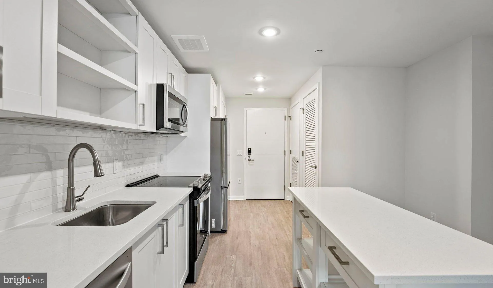 3990 UPTON STREET, Washington, DC 20016