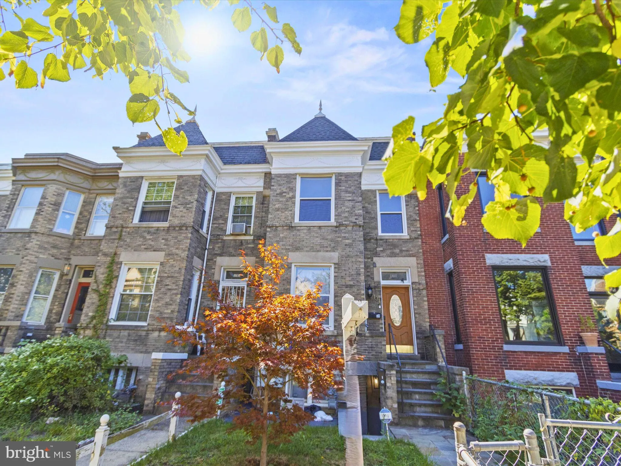 131 R STREET, Washington, DC 20002