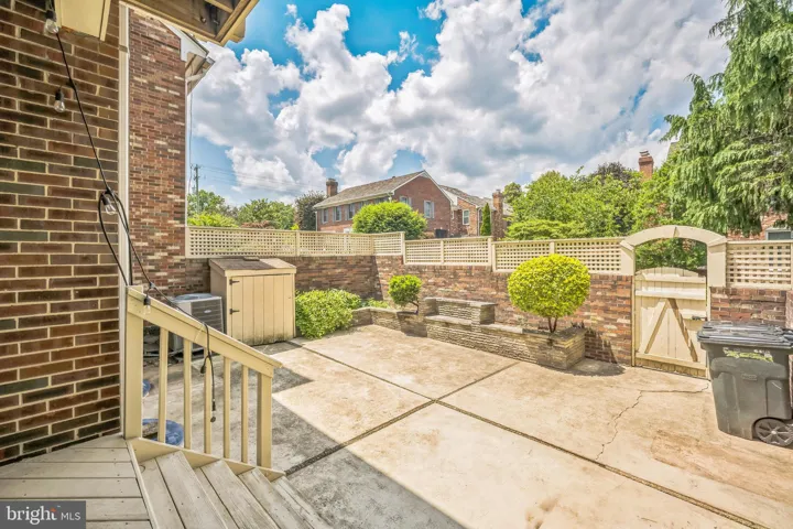 7330 Lewinsville Park Ct, Mclean, Virginia 22101