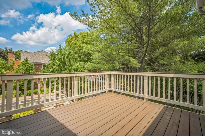 7330 Lewinsville Park Ct, Mclean, Virginia 22101