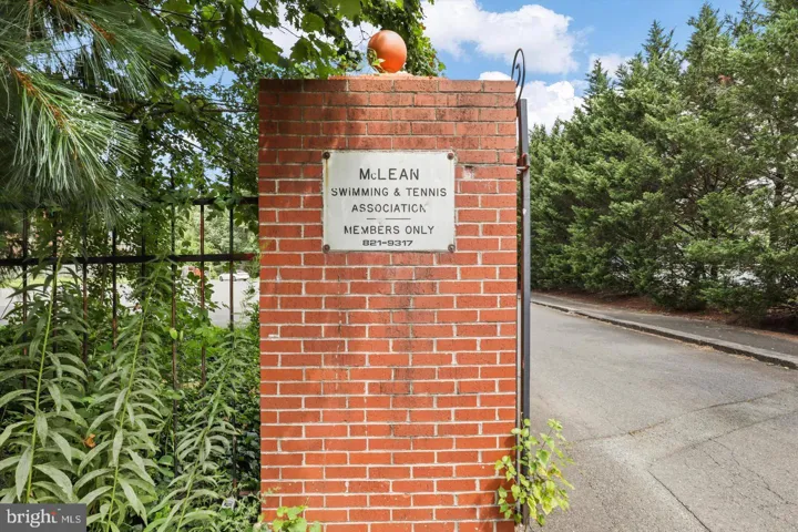 7330 Lewinsville Park Ct, Mclean, Virginia 22101