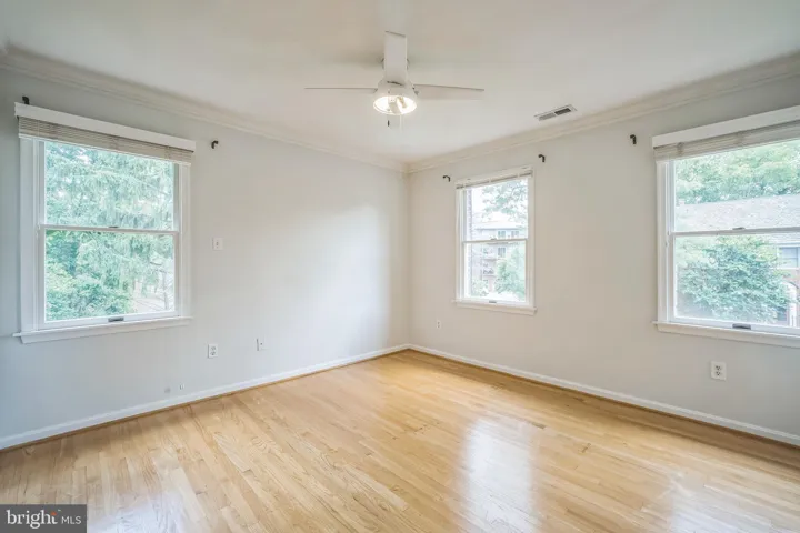 7330 Lewinsville Park Ct, Mclean, Virginia 22101
