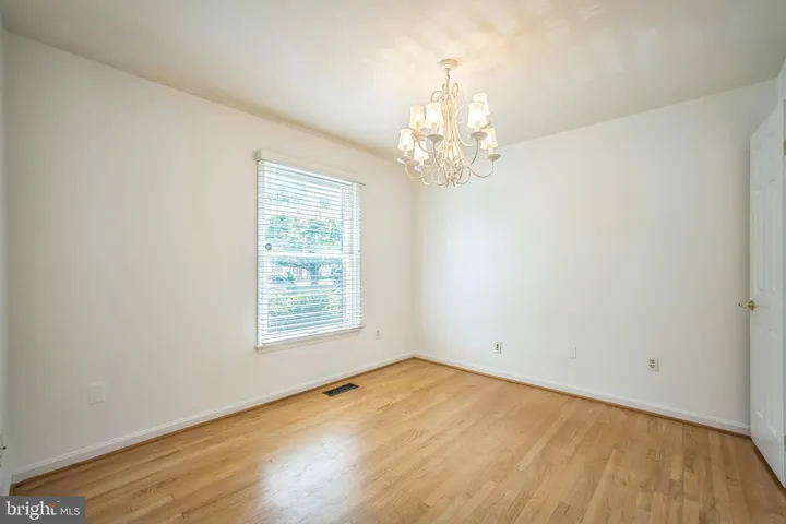 7330 Lewinsville Park Ct, Mclean, Virginia 22101